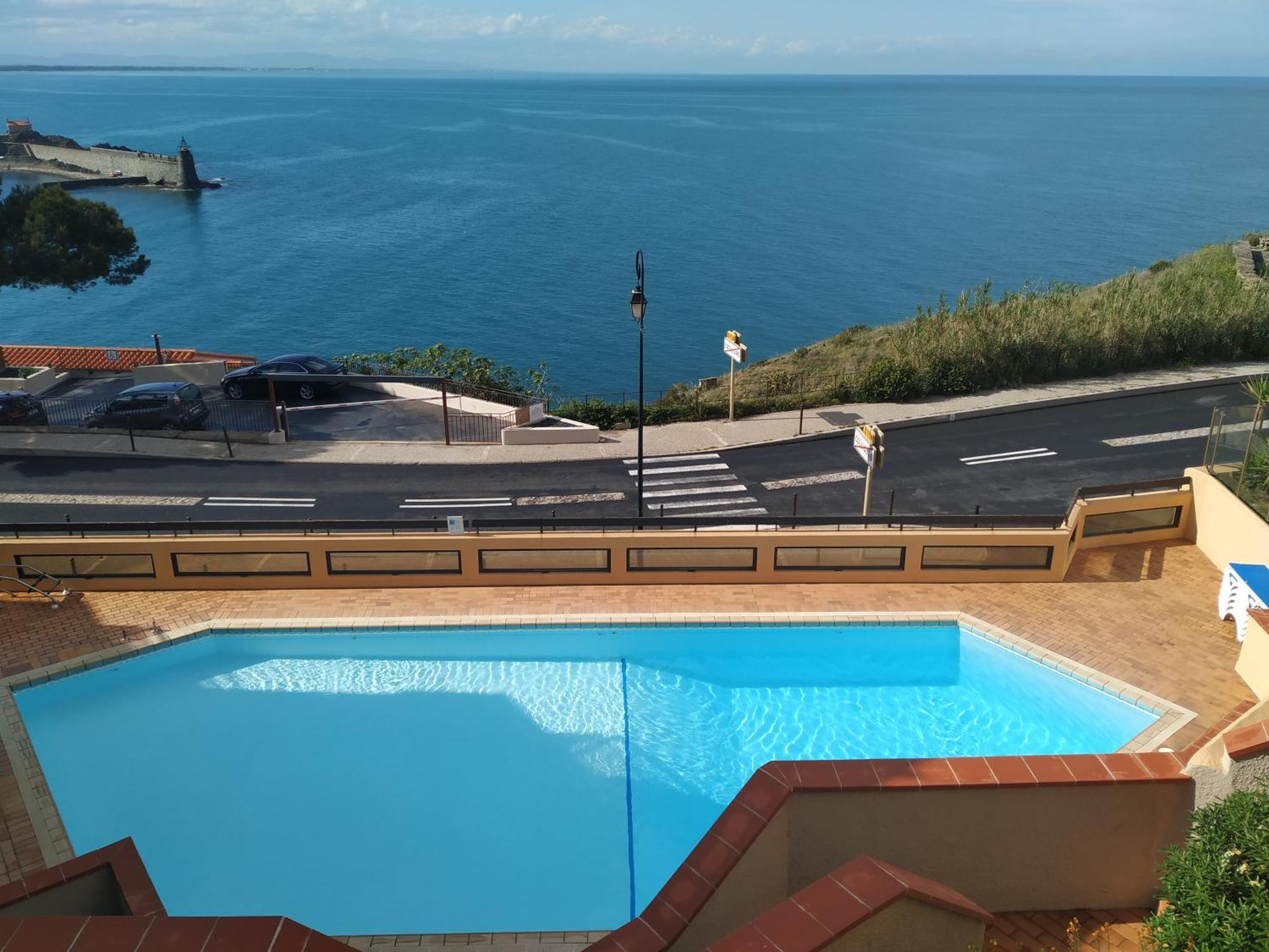 Location Vue Mer Du Samedi Au Samedi, Clim, Parking, Piscine, Plage Collioure Exterior photo